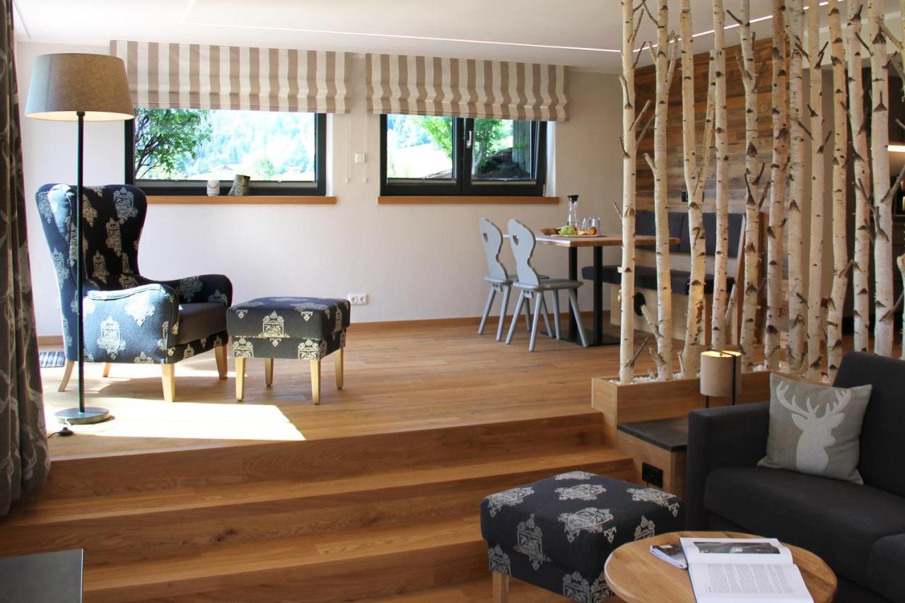 Bergzauber Wohlfuehlchalets - Skipiste - Private Sauna Больстерланг Экстерьер фото